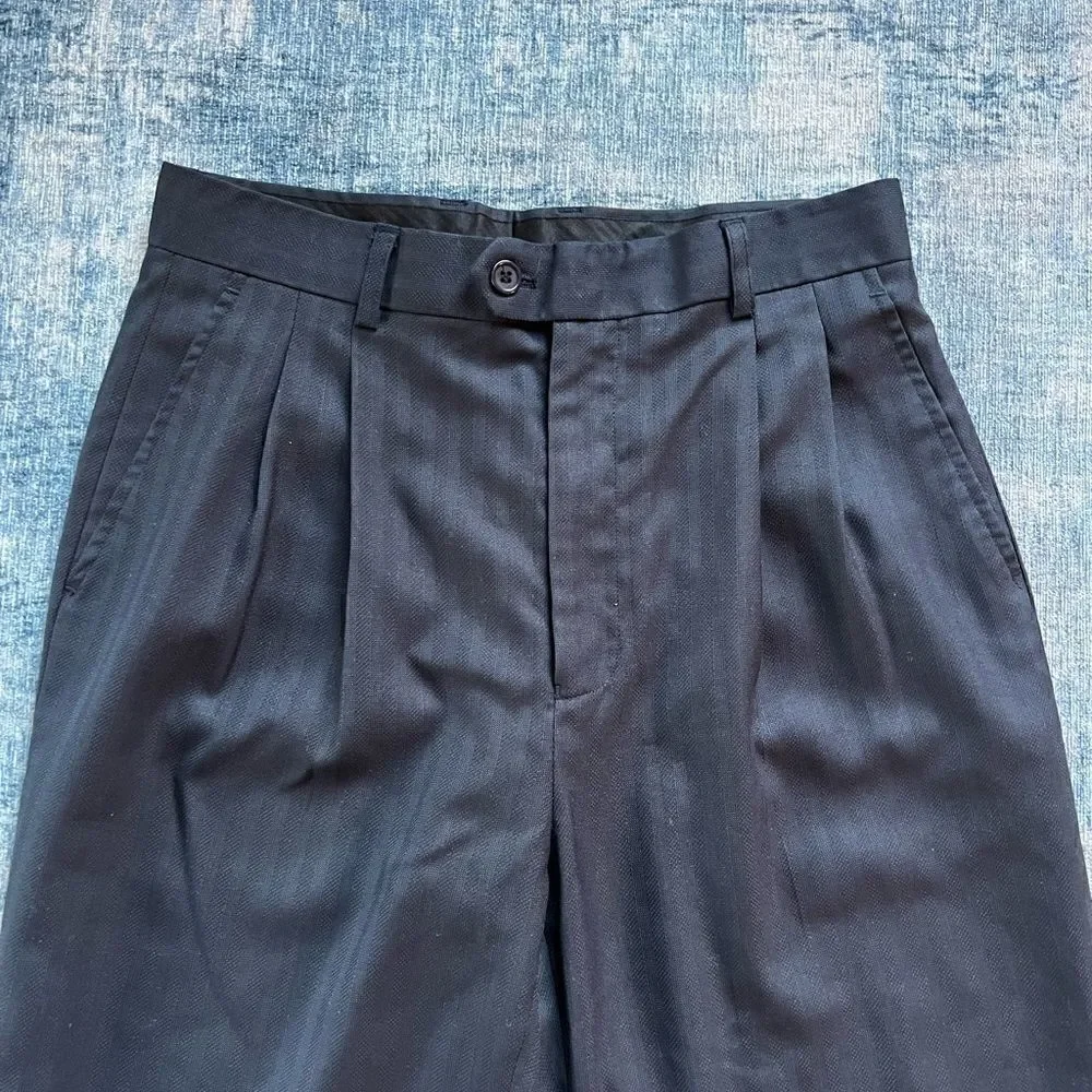 Boys Bertucci Navy Blue Pleated Front Dress Pants with Vertical Stripes Size 18
